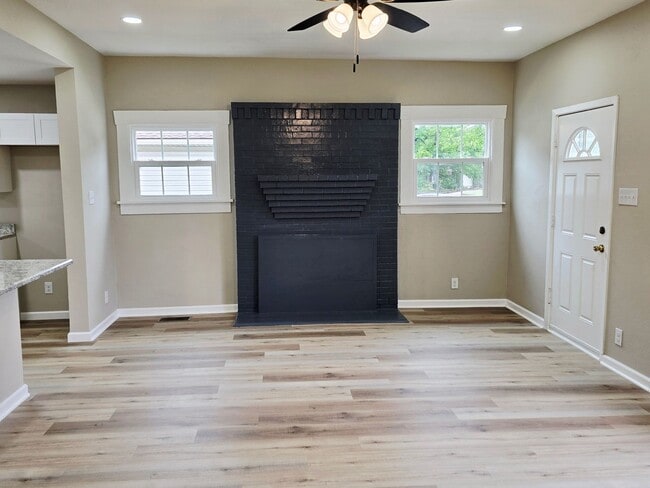 Building Photo - Newly Remodeled 3-Bedroom, 2-Bathroom Home for Rent!