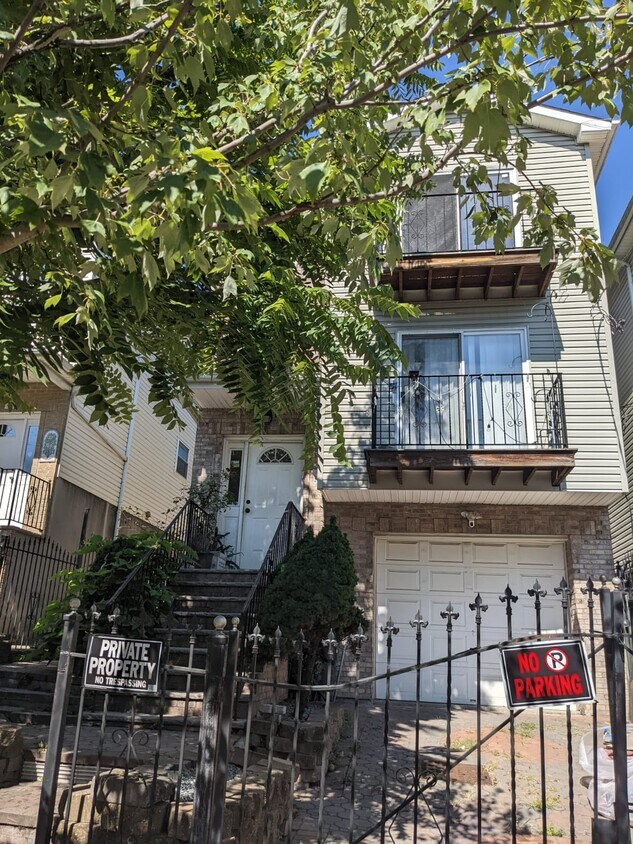 28 Seabury St Unit Ground Floor, Newark, NJ 07104 Condo for Rent in