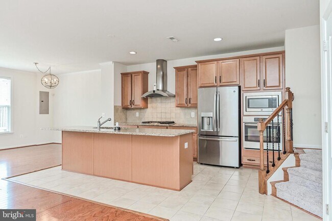 Building Photo - 23590 Kindred Terrace