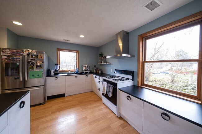 Foto del edificio - 14130 35th Ave N