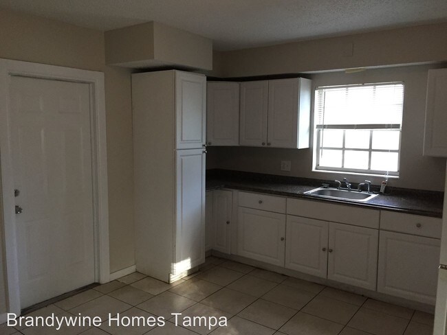 Foto del edificio - 3 br, 2 bath House - 3407 E Hanna Ave