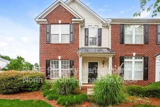 Building Photo - 18040 Delmas Dr