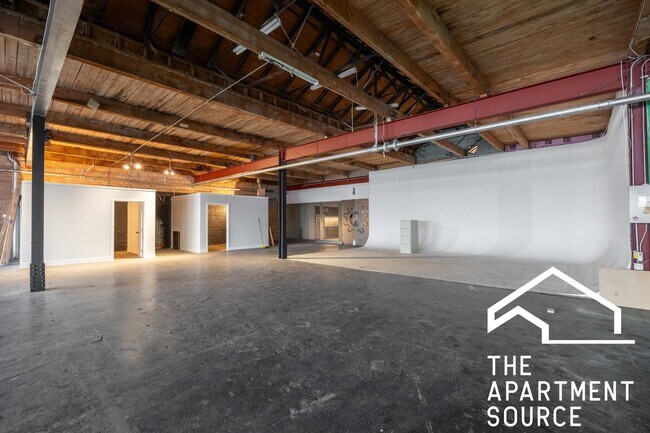 Foto del edificio - 3134 W Carroll Ave