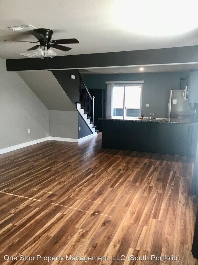 Building Photo - 3 br, 3 bath House - FTO-100 W. Grant Dr.