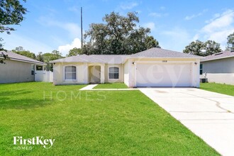 Building Photo - 1008 Heron Ct