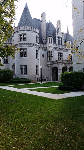 Foto del edificio - 4938 South Drexel Boulevard