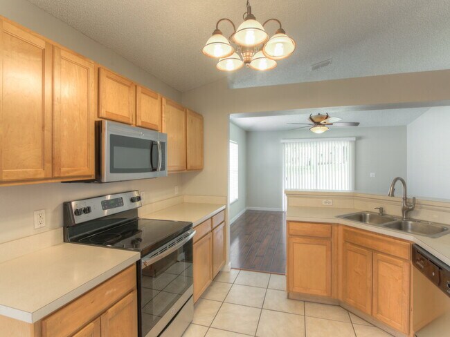 Foto del edificio - 762 Welch Hill Cir