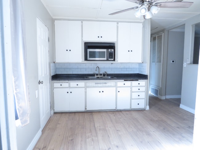 Foto del edificio - 934 Plaza Serena