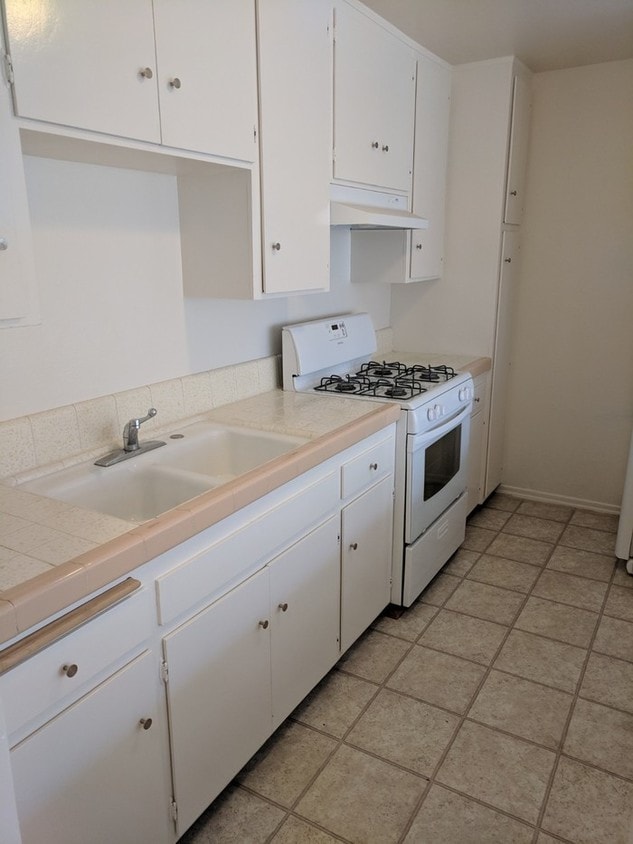 2306 Oakwood Ave Unit 102, Los Angeles, CA 90291 Apartment for Rent