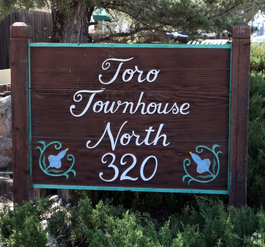 318320 La Veta Dr NE, Albuquerque, NM 87108 Apartments at 318320 La