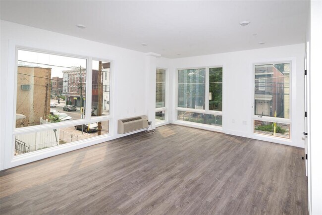 Foto del edificio - 396 Summit Ave