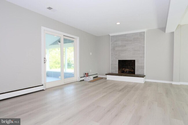 Foto del edificio - 33 Birch Rd