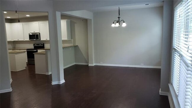 Building Photo - 163 Northfield Cir