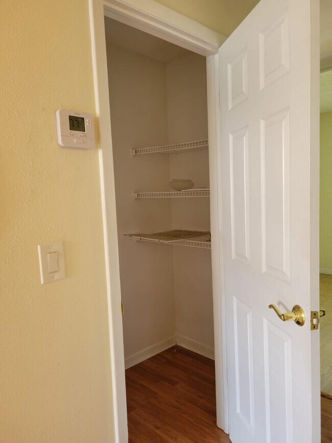 Foto del edificio - 2052 Kings Hwy