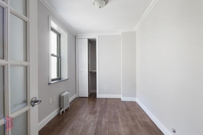 Foto del edificio - 326 E 100th St