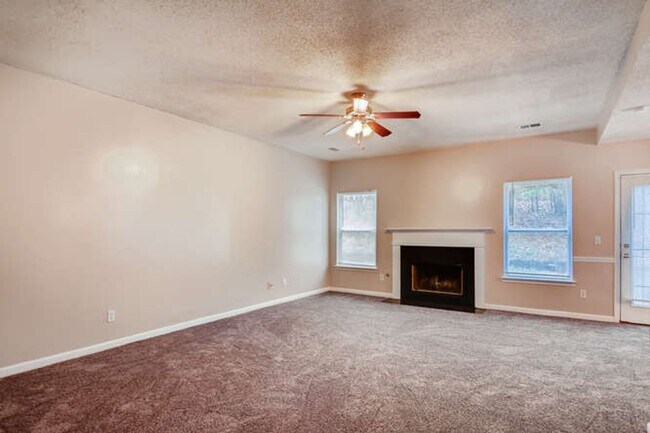 Foto del edificio - Newer Home For Rent 2 Story - Just Like Br...