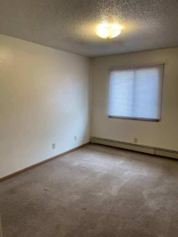 Building Photo - 510 S Van Buren St