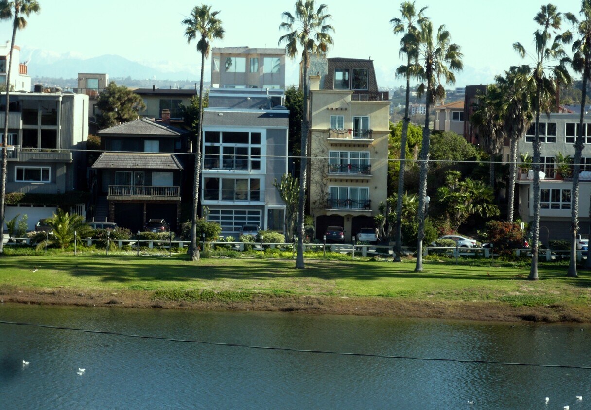 View of Del Rey lagoon to the East - 6511 Pacific Ave