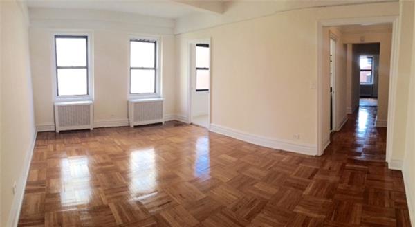 Primary Photo - 1510 York Ave