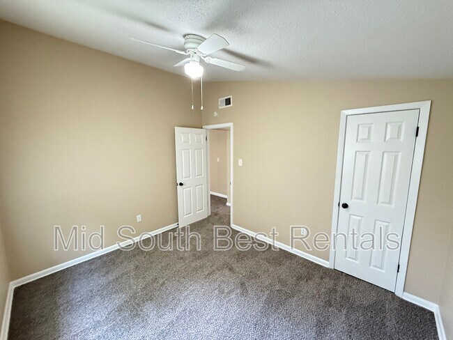 Foto del edificio - 717 Northaven Dr