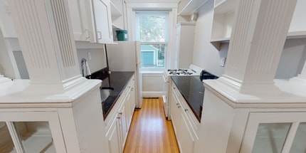 Building Photo - 1 Gray St