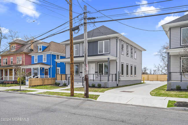 Building Photo - 910 Cookman Ave