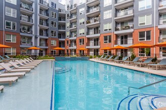 Building Photo - The Vue