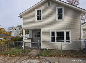 Building Photo - 65 Prospect St