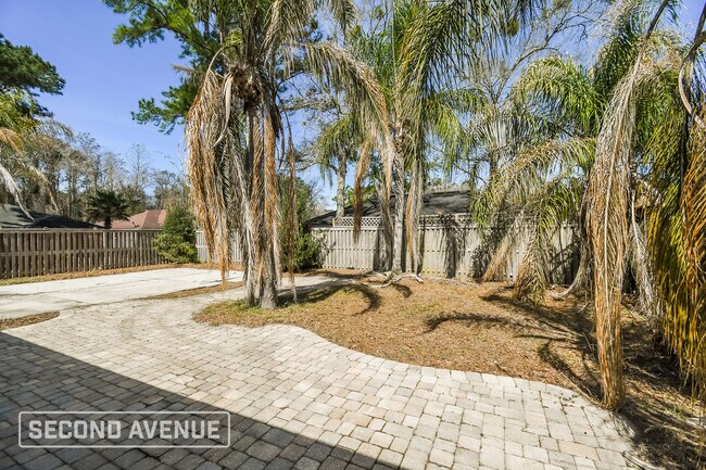 Building Photo - 7845 Lady Smith Ln
