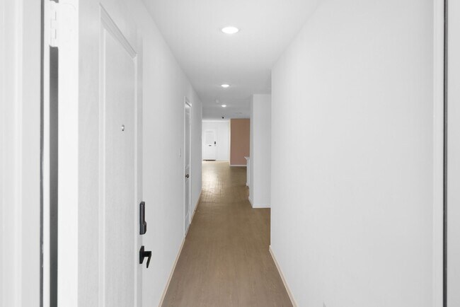 Foto del edificio - 3421 Sky Pl