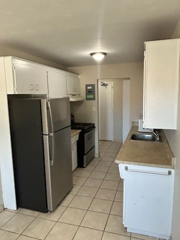 Photo du bâtiment - 380 Erb St. W