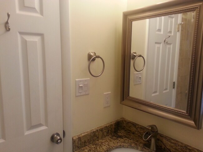 Foto del edificio - 2545 Dilworth Heights Ln