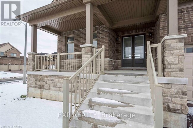Building Photo - 28 SUMMER BREEZE Dr