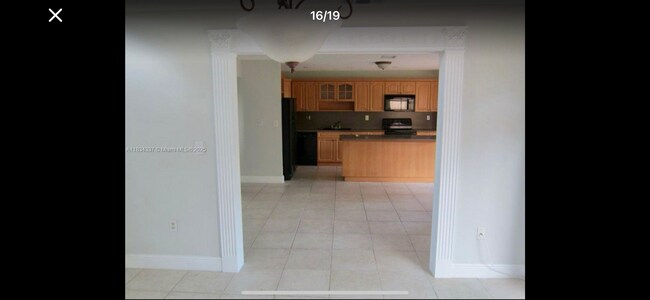 Foto del edificio - 12340 SW 20th Ter