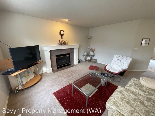 Foto del edificio - 3 br, 2.5 bath House - 2713 151st Pl SW