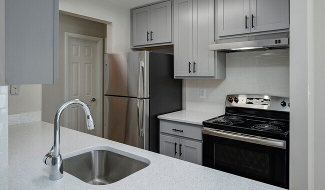 Building Photo - Bent Tree Apartments
