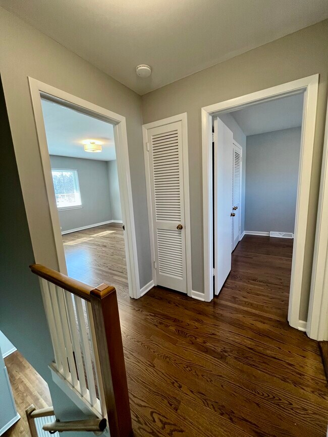 Foto del edificio - 1332 Greenwillow Ln