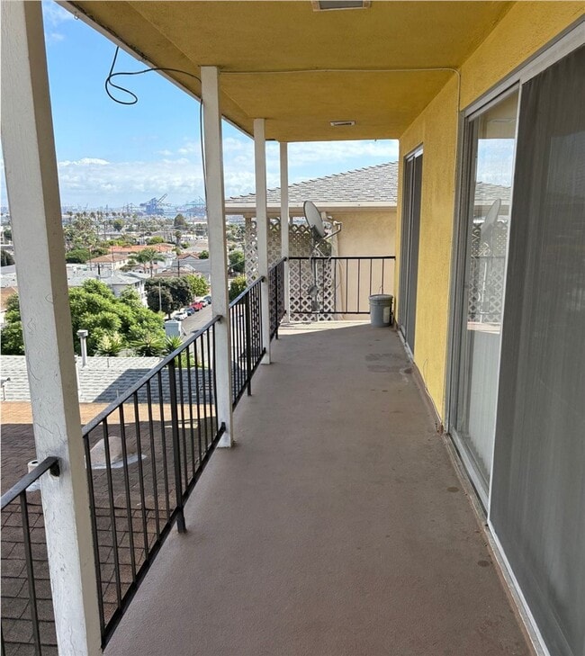 Building Photo - 2302 S Gaffey St
