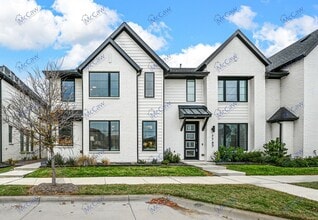 Building Photo - 7741 Reis Ln