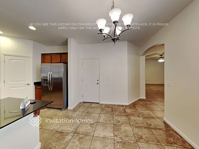 Foto del edificio - 3373 E Liberty Ln