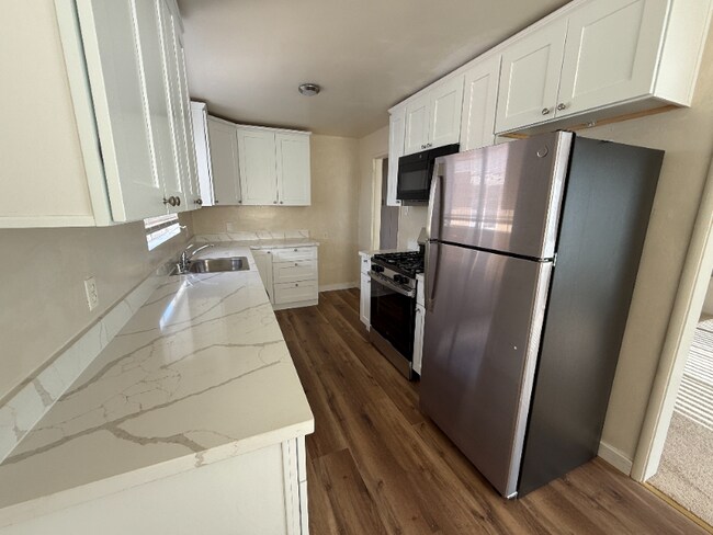 Foto del edificio - 1327 Ashby Ave