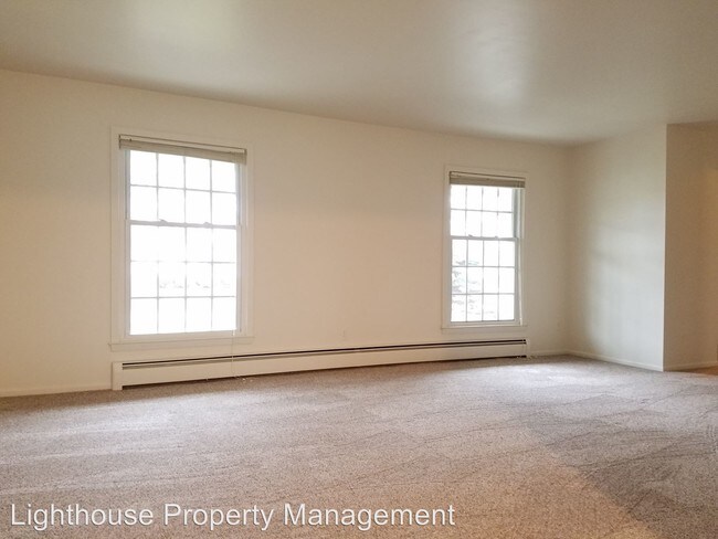 Building Photo - 3620 Chamberlain Ave SE