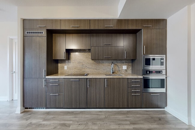 Building Photo - 2 Anndale Dr