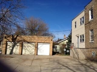 Building Photo - 4144-4146 Homerlee Ave