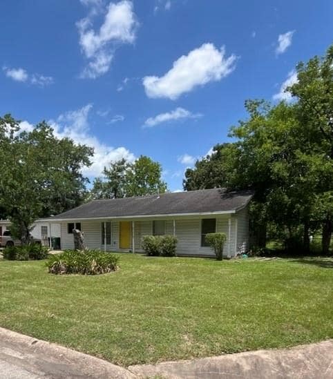 Primary Photo - 7429 Yoe St
