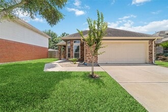 Building Photo - 13123 Careywood Dr