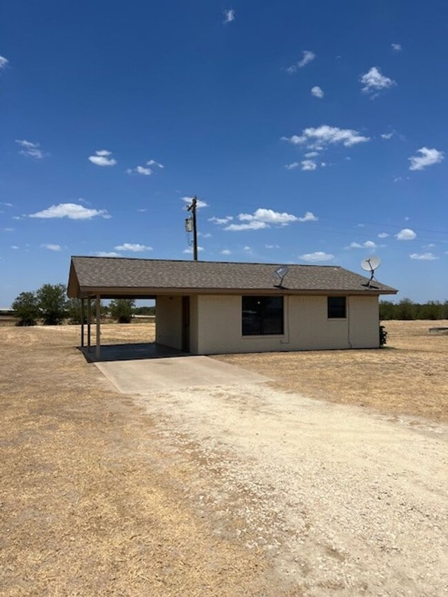 Building Photo - 4392 CR 229