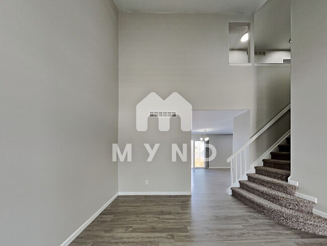 Building Photo - 5912 S Tempe Way