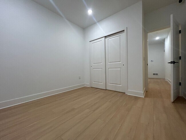 Foto del edificio - 612 N 39th St