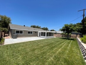 Building Photo - 23370 Schoolcraft St